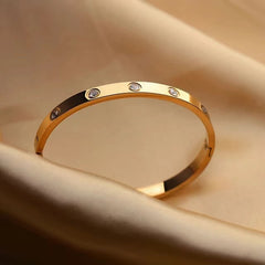 Love Bangle